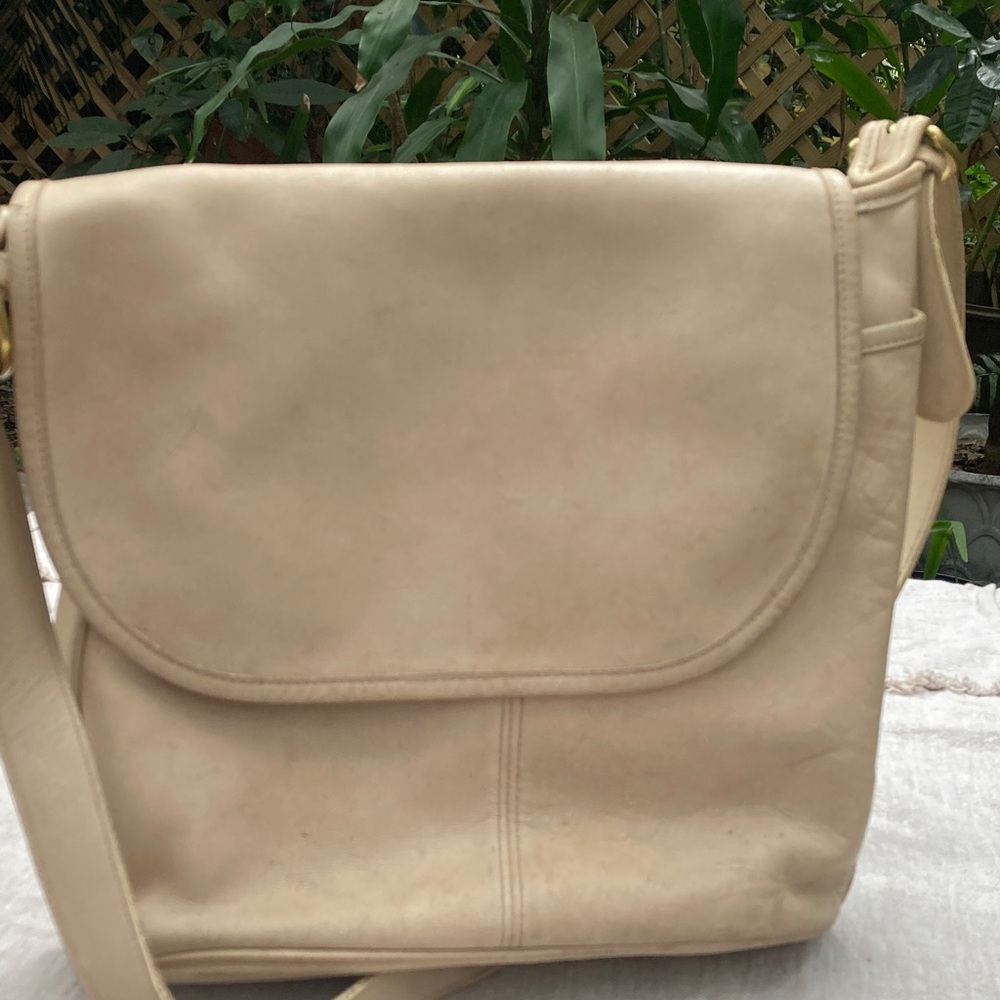 Coach Cream Shoulder Bag